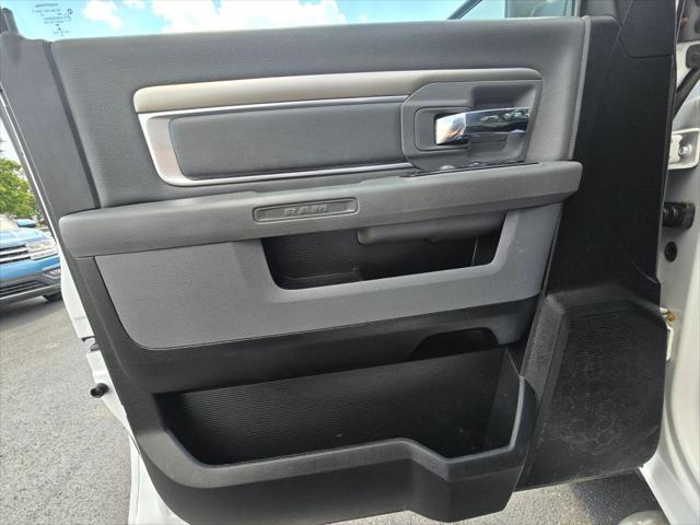2019 Ram 1500 Classic Big Horn Crew Cab 4x4 6'4" Box