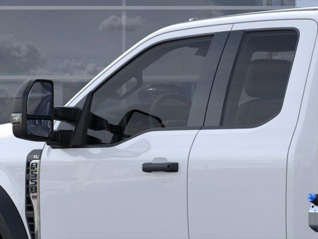 2025 Ford F-550 XL