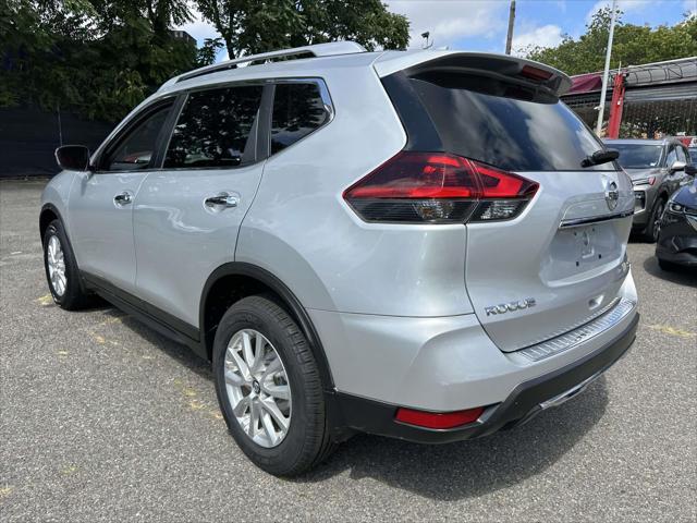 2018 Nissan Rogue SV [4]