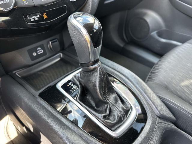 2018 Nissan Rogue SV [24]