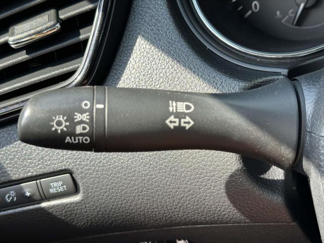 2018 Nissan Rogue SV [30]