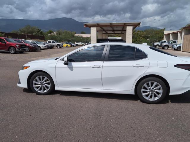 2022 Toyota Camry LE