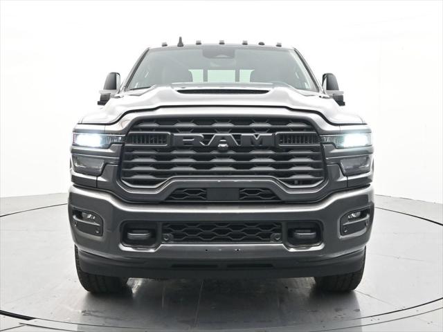 2026 RAM Ram 2500 RAM 2500 BLACK EXPRESS CREW CAB 4X4 64 BOX