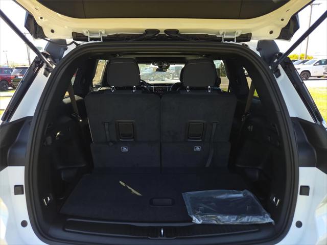 2025 Jeep Grand Cherokee Laredo X 4x4