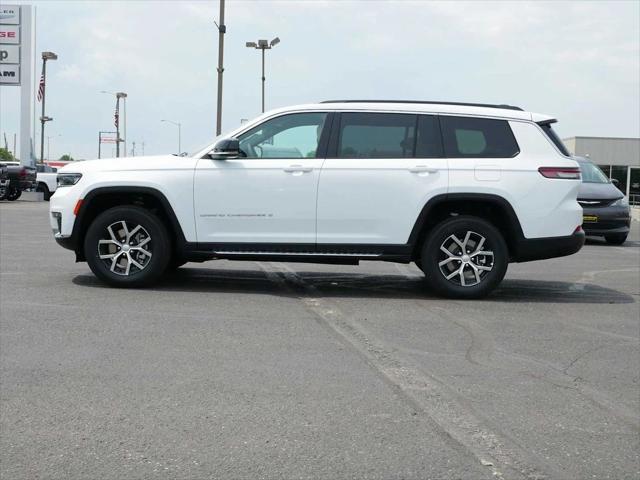 2025 Jeep Grand Cherokee GRAND CHEROKEE L ALTITUDE X 4X2