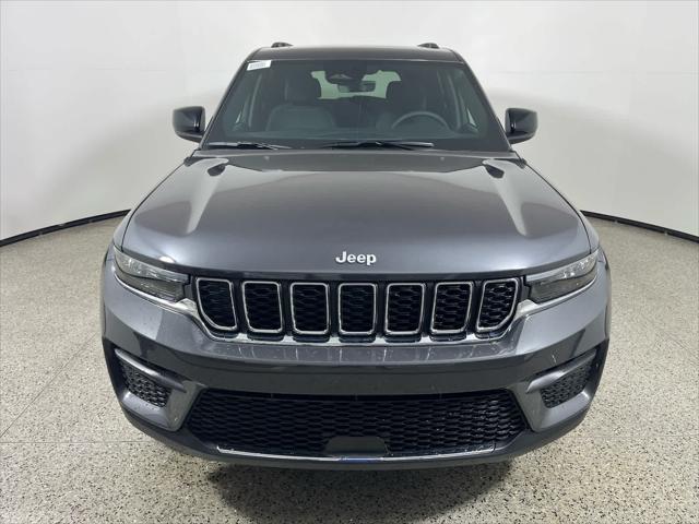 2025 Jeep Grand Cherokee GRAND CHEROKEE LAREDO X 4X2 2025 Jeep Grand Cherokee GRAND CHEROKEE LAREDO X 4X2