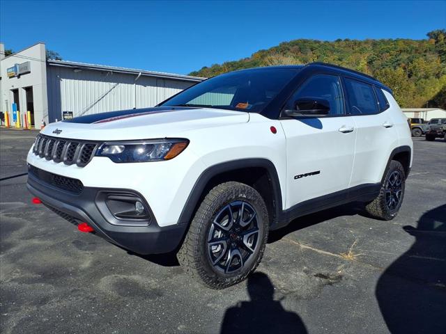 2026 Jeep Compass COMPASS TRAILHAWK 4X4