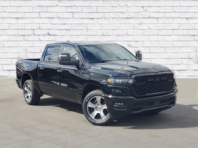 2025 RAM Ram 1500 RAM 1500 TRADESMAN CREW CAB 4X2 57 BOX 2025 RAM Ram 1500 RAM 1500 TRADESMAN CREW CAB 4X2 57 BOX