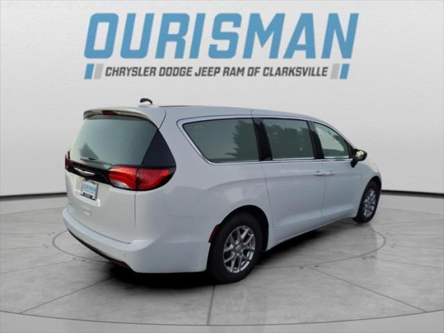 2026 Chrysler Voyager VOYAGER LX