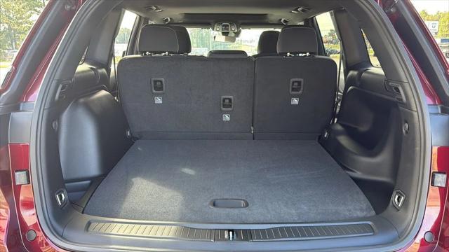 2025 Jeep Grand Cherokee Laredo X 4x4