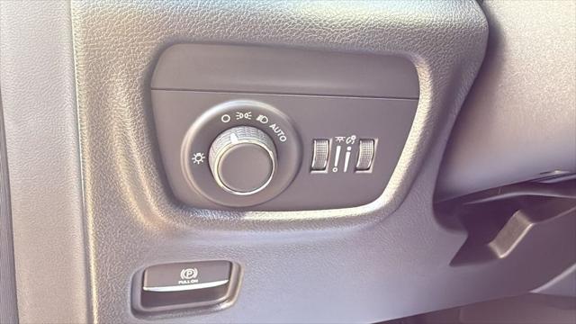 2025 Jeep Grand Cherokee Laredo X 4x4
