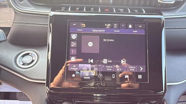 2025 Jeep Grand Cherokee Laredo X 4x4