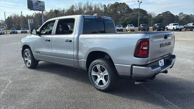2026 Ram 1500 Express Crew Cab 4x2 5'7" Box