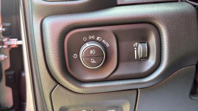 2026 Ram 1500 Express Crew Cab 4x2 5'7" Box