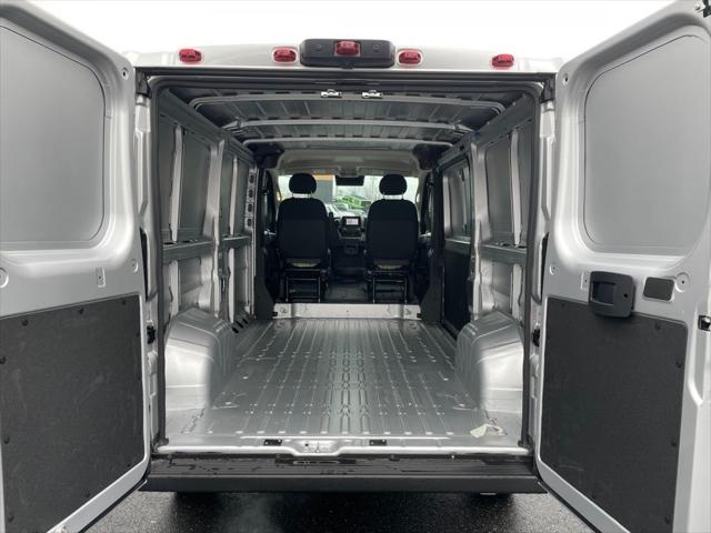 2026 Ram ProMaster Cargo Van Tradesman Low Roof 136" WB w/Pass Seat