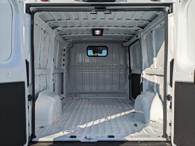 2026 RAM Ram ProMaster RAM PROMASTER 1500 TRADESMAN CARGO VAN LOW ROOF 118 WB
