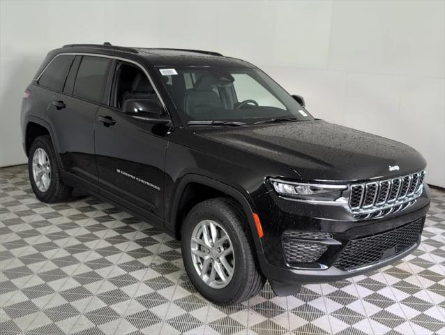 2025 Jeep Grand Cherokee GRAND CHEROKEE LAREDO X 4X2
