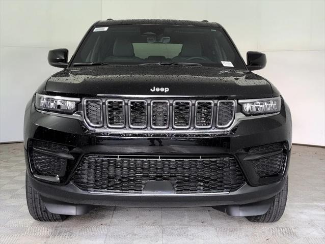 2025 Jeep Grand Cherokee GRAND CHEROKEE LAREDO X 4X2