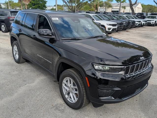 2025 Jeep Grand Cherokee GRAND CHEROKEE LAREDO X 4X2