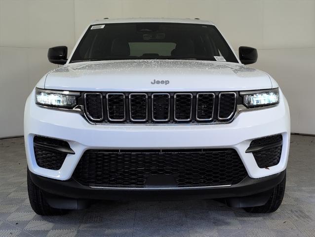 2025 Jeep Grand Cherokee GRAND CHEROKEE LAREDO X 4X2 2025 Jeep Grand Cherokee GRAND CHEROKEE LAREDO X 4X2