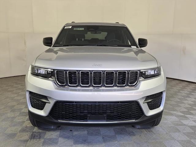2025 Jeep Grand Cherokee GRAND CHEROKEE LAREDO X 4X2 2025 Jeep Grand Cherokee GRAND CHEROKEE LAREDO X 4X2