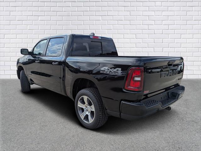 2025 RAM 1500 Tradesman Crew Cab 4x4 57 Box