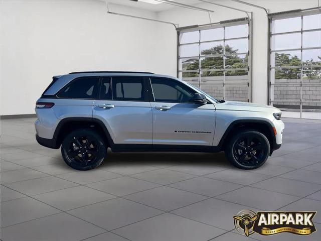 2025 Jeep Grand Cherokee GRAND CHEROKEE ALTITUDE X 4X4 2025 Jeep Grand Cherokee GRAND CHEROKEE ALTITUDE X 4X4