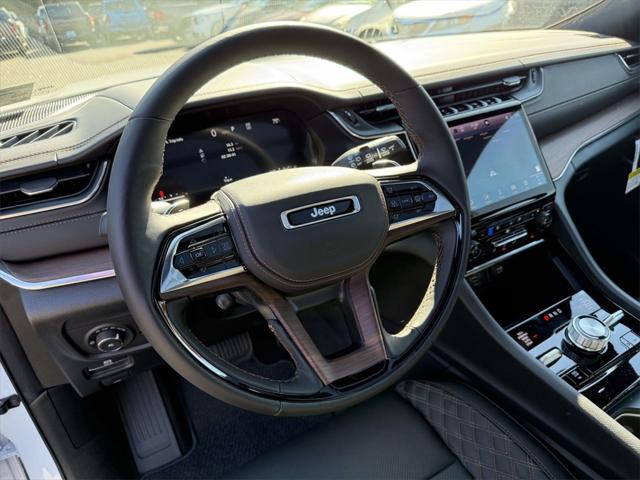 2025 Jeep Grand Cherokee GRAND CHEROKEE L SUMMIT 4X4 2025 Jeep Grand Cherokee GRAND CHEROKEE L SUMMIT 4X4