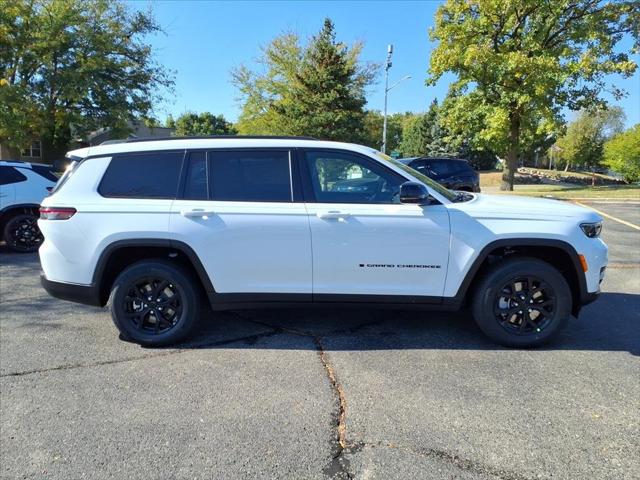 2025 Jeep Grand Cherokee GRAND CHEROKEE L ALTITUDE X 4X4