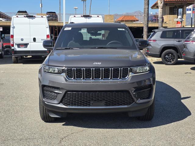 2025 Jeep Grand Cherokee GRAND CHEROKEE LAREDO X 4X2