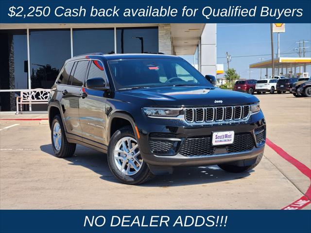 2025 Jeep Grand Cherokee GRAND CHEROKEE LAREDO X 4X2