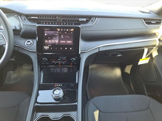 2025 Jeep Grand Cherokee GRAND CHEROKEE LAREDO X 4X2 2025 Jeep Grand Cherokee GRAND CHEROKEE LAREDO X 4X2