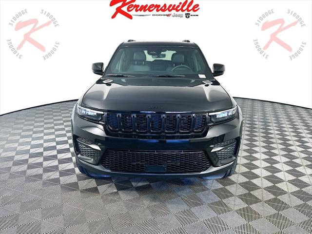 2025 Jeep Grand Cherokee GRAND CHEROKEE ALTITUDE X 4X4