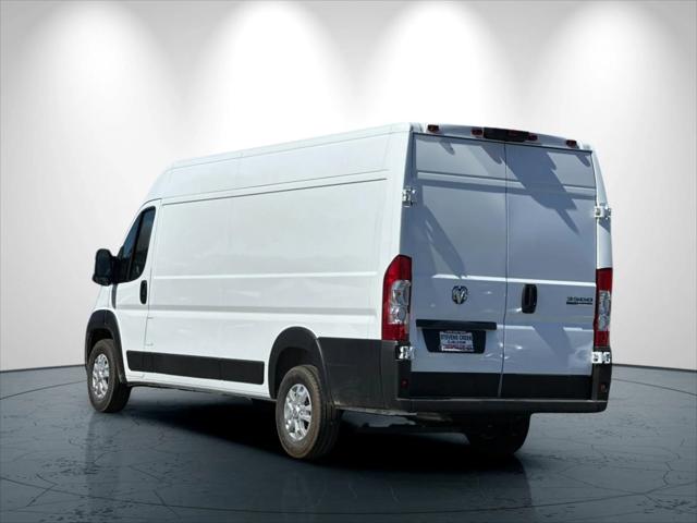 2026 Ram ProMaster Cargo Van SLT High Roof 159" WB EXT