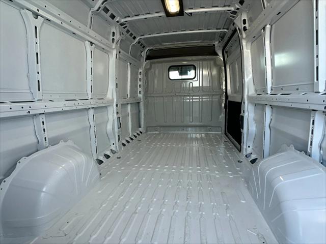 2026 Ram ProMaster Cargo Van SLT High Roof 159" WB EXT