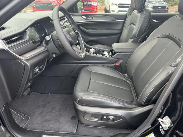 2025 Jeep Grand Cherokee Overland 4x4