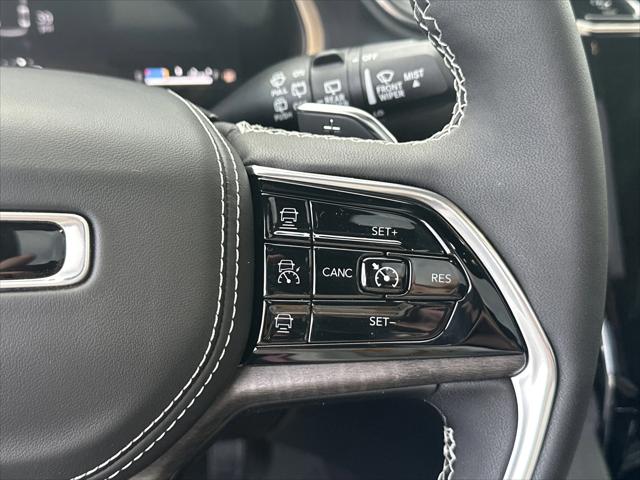 2025 Jeep Grand Cherokee Overland 4x4