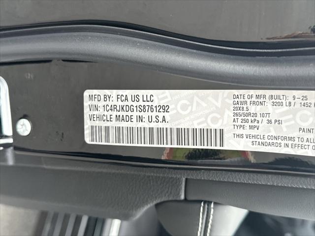 2025 Jeep Grand Cherokee Overland 4x4