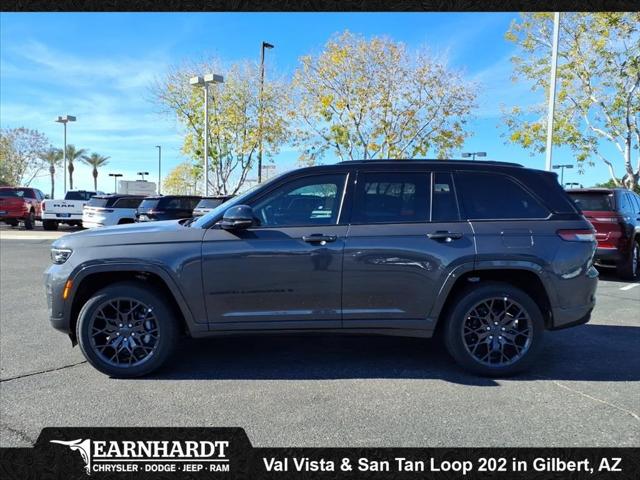 2025 Jeep Grand Cherokee GRAND CHEROKEE SUMMIT RESERVE 4X4