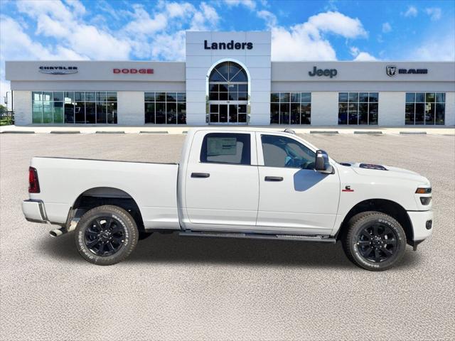 2026 RAM Ram 2500 RAM 2500 BLACK EXPRESS CREW CAB 4X4 64 BOX