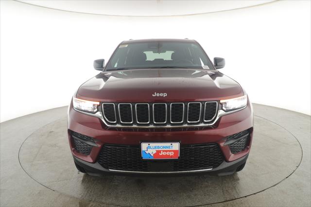 2025 Jeep Grand Cherokee GRAND CHEROKEE LAREDO 4X2