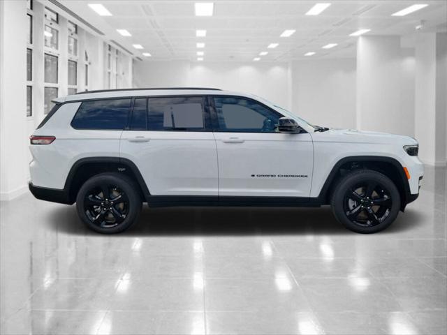 2025 Jeep Grand Cherokee GRAND CHEROKEE L ALTITUDE X 4X2