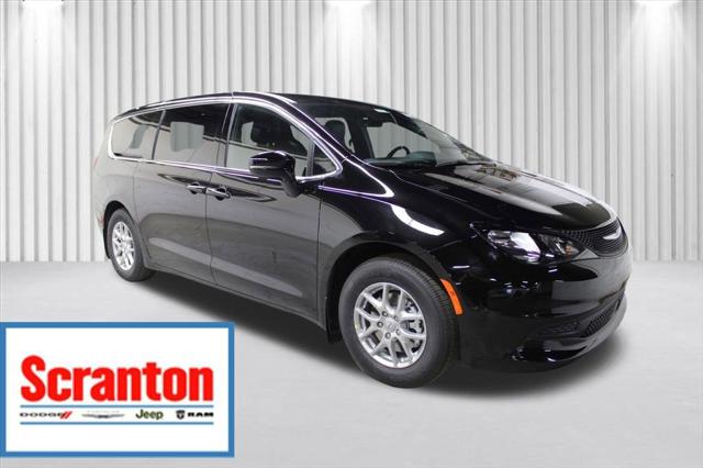 2026 Chrysler Voyager VOYAGER LX