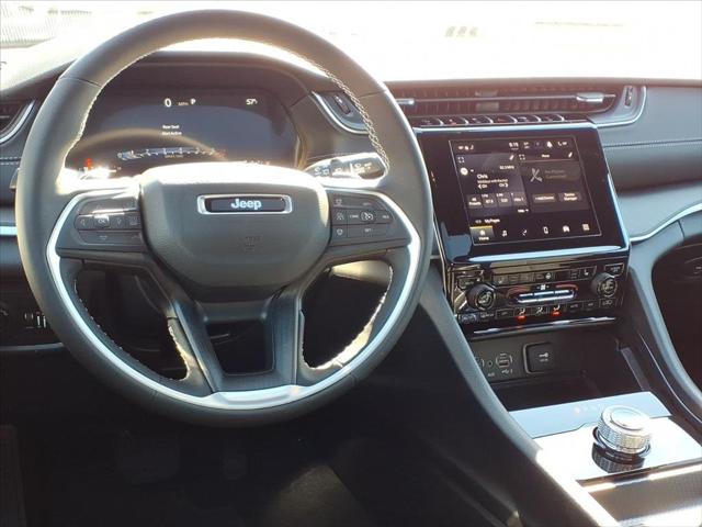 2025 Jeep Grand Cherokee GRAND CHEROKEE LAREDO X 4X2