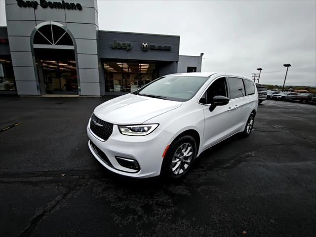 2026 Chrysler Pacifica PACIFICA SELECT AWD 2026 Chrysler Pacifica PACIFICA SELECT AWD