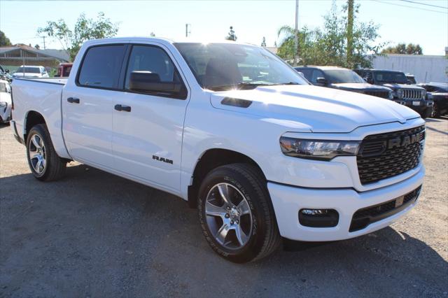 2025 RAM Ram 1500 RAM 1500 TRADESMAN CREW CAB 4X2 57 BOX