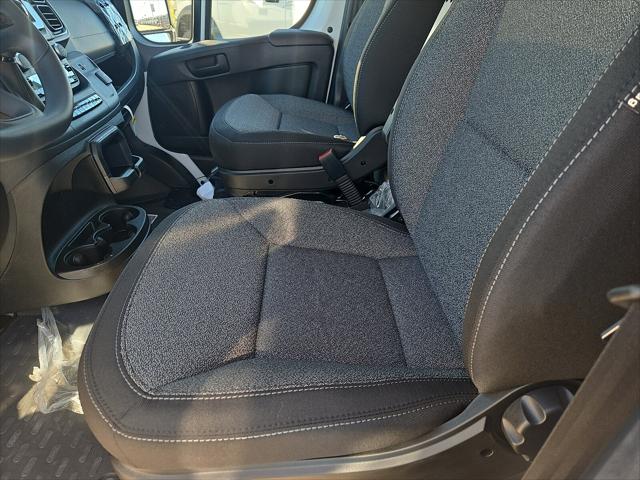2026 Ram ProMaster Cargo Van Tradesman High Roof 136" WB w/Pass Seat