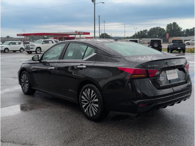 2023 Nissan Altima SV FWD