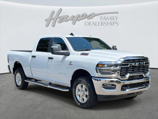 2025 RAM 2500 Big Horn Crew Cab 4x4 64 Box