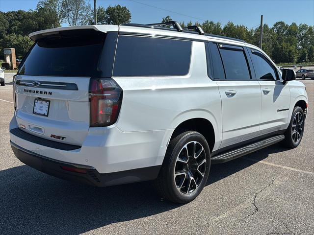 2022 Chevrolet Suburban 4WD RST